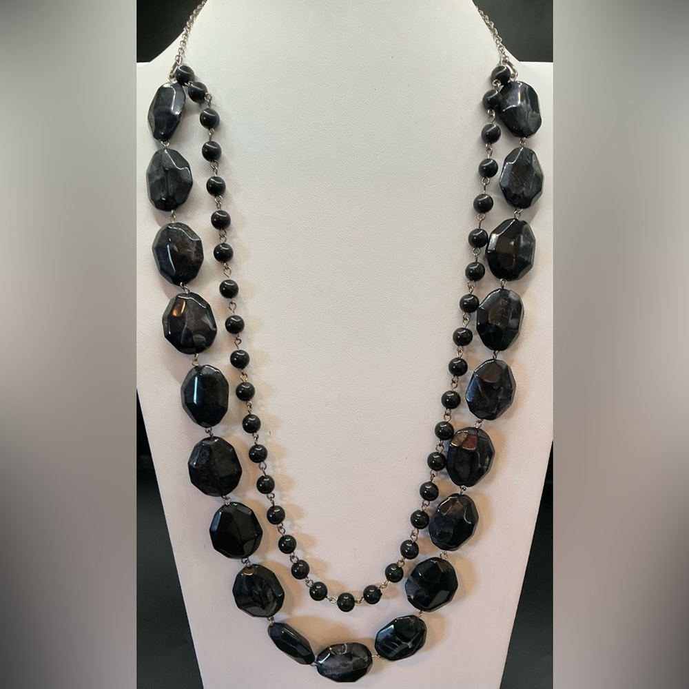 ESMOR CHUNKY DOUBLE STRAND BLACK BEADED NECKLACE